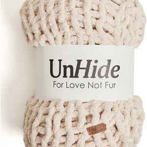 Unhide medium throw